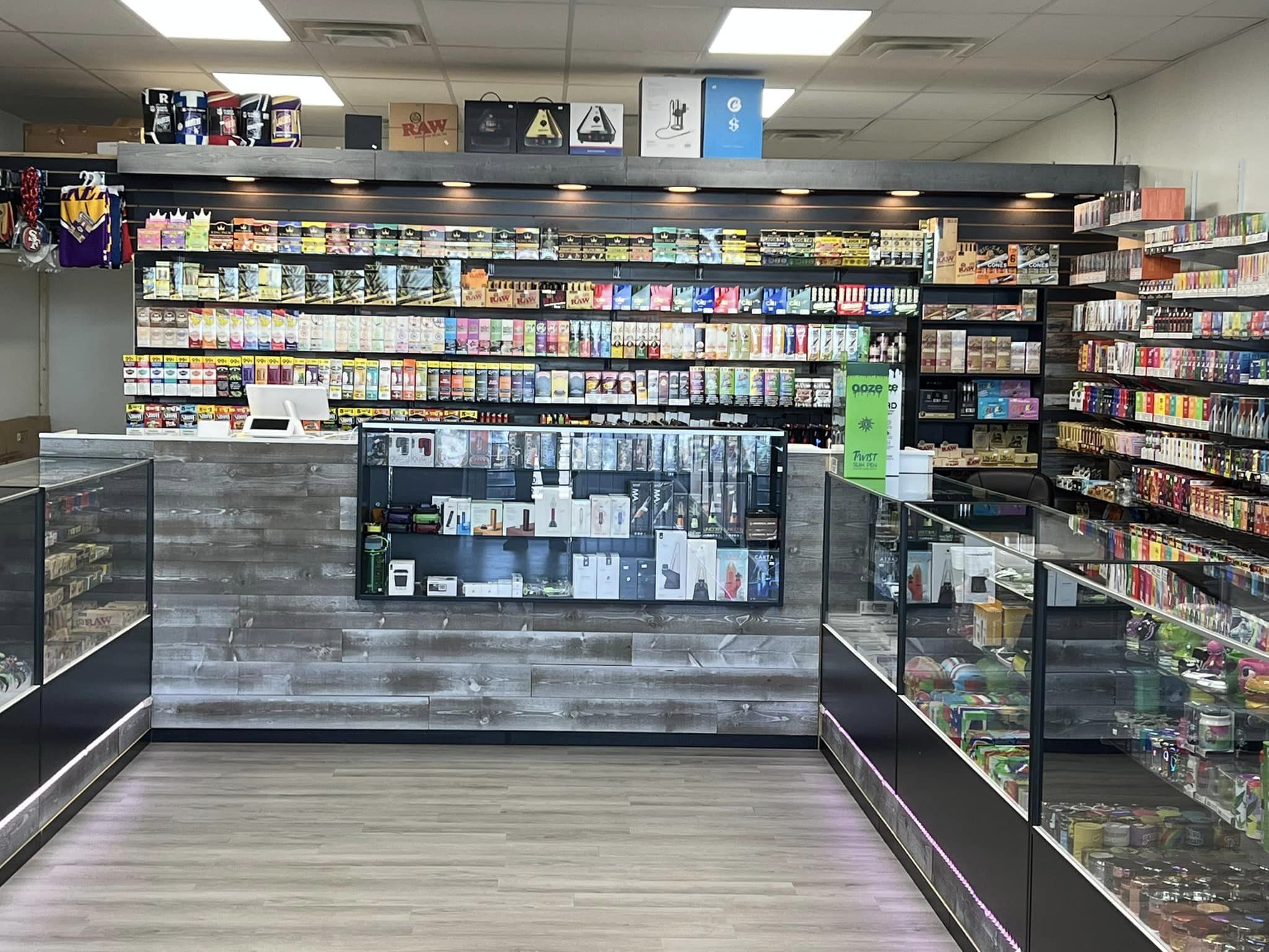 About Cloud 9 Smoke Vape Tobacco Hookah Gift Shop in El Paso TX